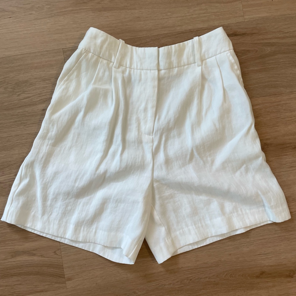 Zara White Shorts